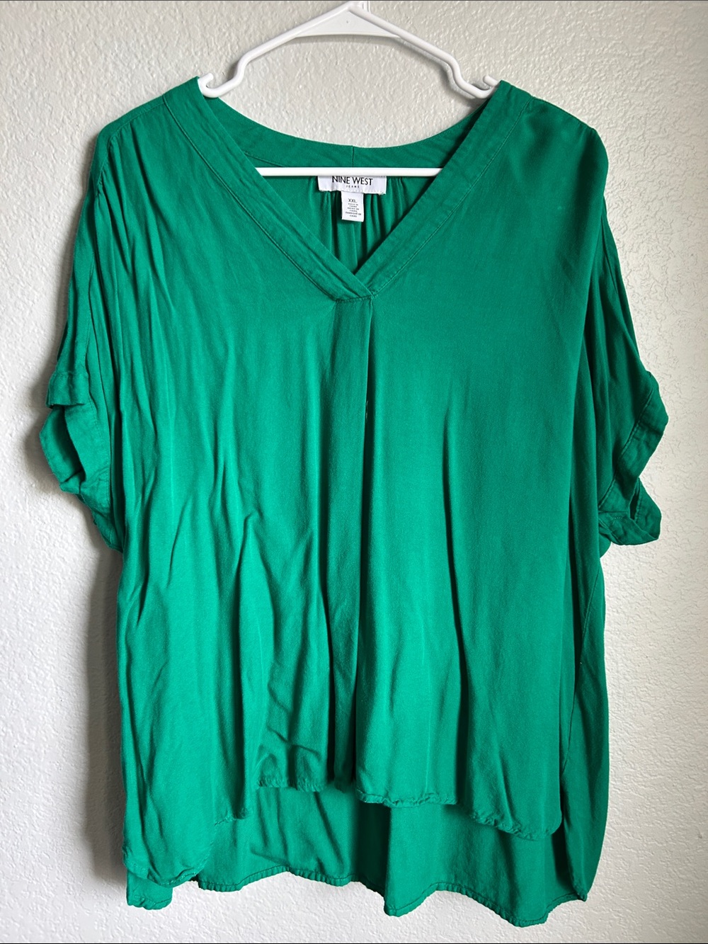 Nine West Emerald Green V-Neck Tunic Top
